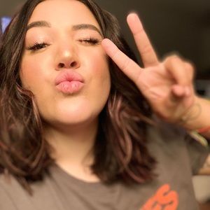 Meet your Posher, Nicole